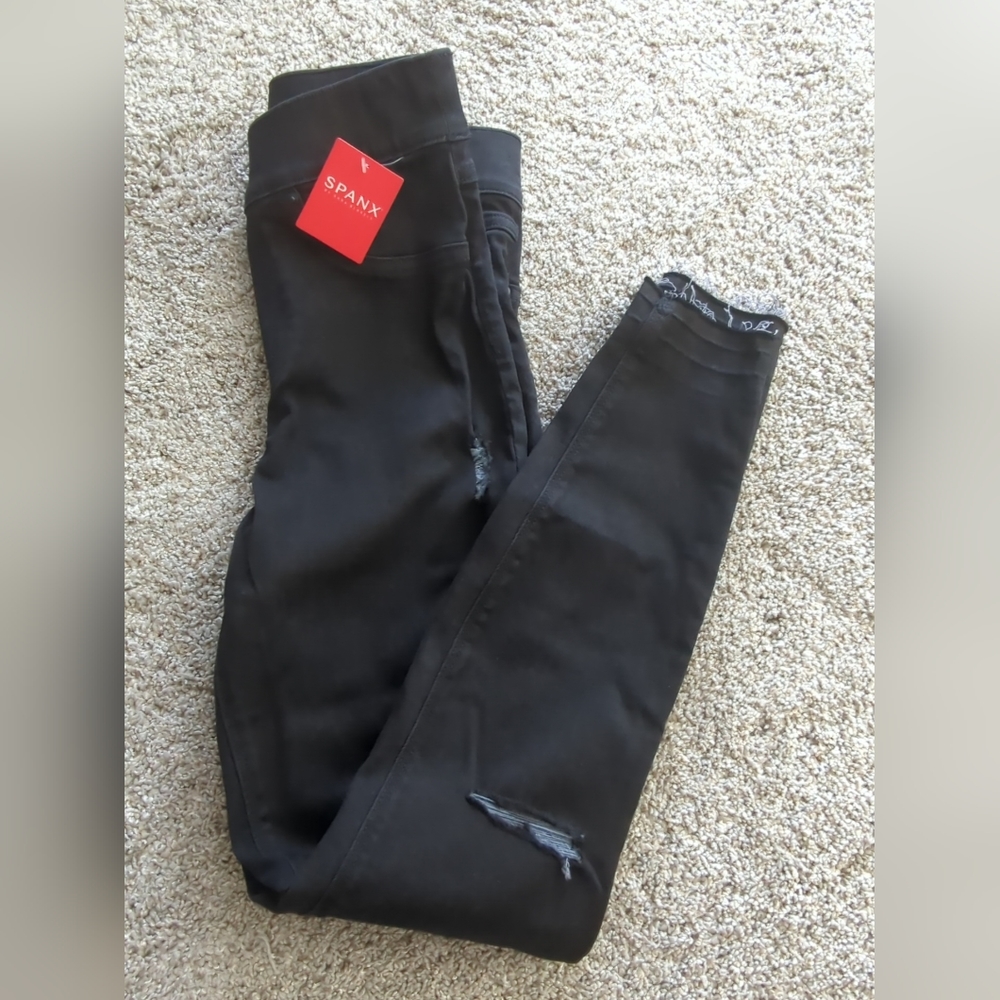 Women's NWT SPANX Black Distressed Denim Leggings Sz. XS